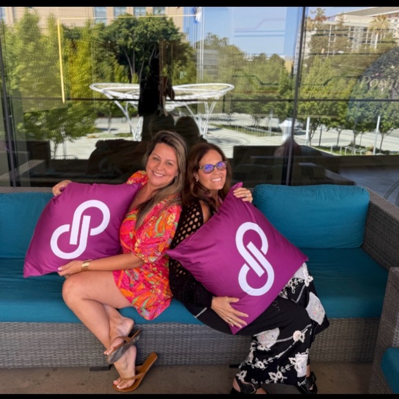 Free People Accessories Unboxing Show. Belts, Jewelry, Purse, - Picture 2 of 5